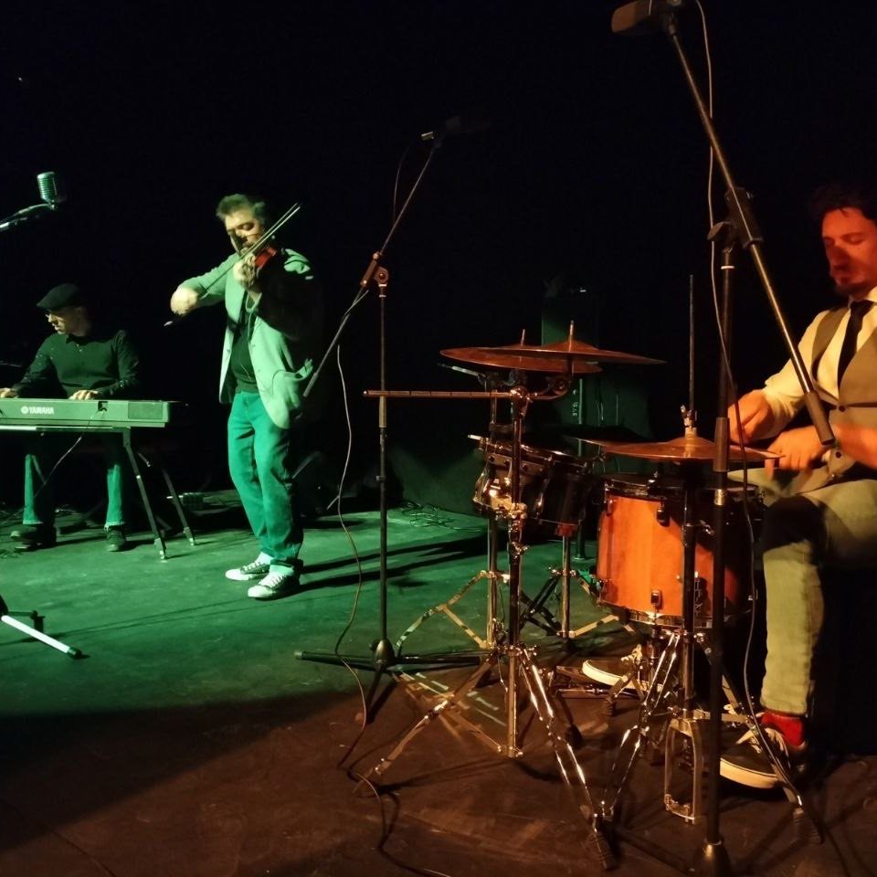 Rock Rialto en teatro Valdeluz